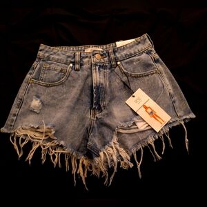 Rise shorts